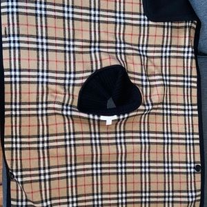Beautiful reversible size Large girls wool 100 percent authentic Burberry poncho